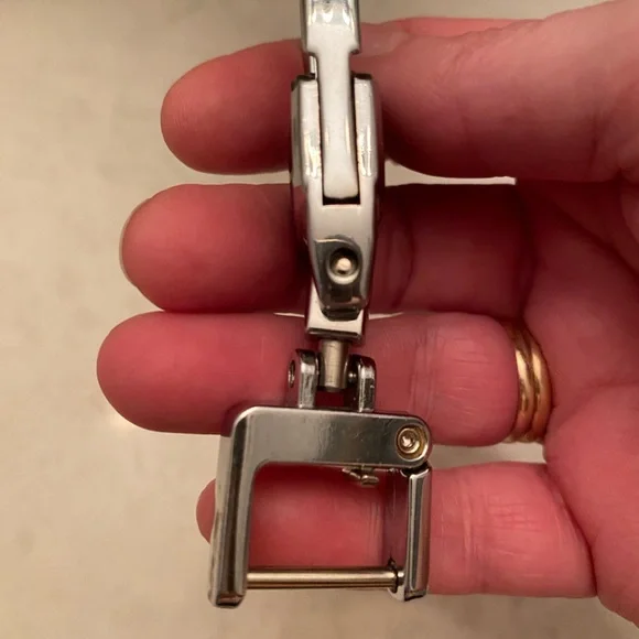 Mercedes Benz Silver Keychain with Black Accent - Picture 3 of 7